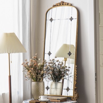 مرايا مصنوعه من الخشب والمعدن بإطار ذهبي فنتيج ستايل مرايا مصنوعه من الخشب والمعدن بإطار ذهبي فنتيج ستايل