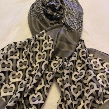 -L4503شال نسائي حرير PURBERRY  -2-