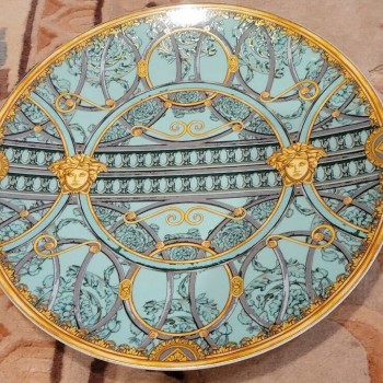 صحن فرزاتشي ملائمه لطاولة الطعام مكون من حجمين  طقم عدد القطع 2-1-L4125