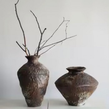 فازه  فخاريه معتقه انيقه طقم  بحجمين L3699