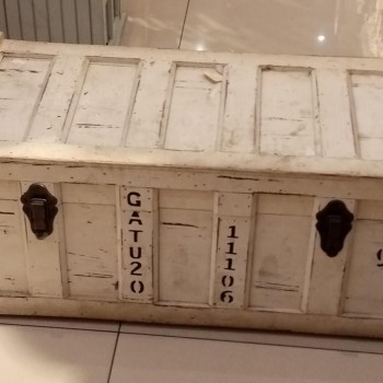 صندوق كونتينر خشبي ابيض معتق -5274