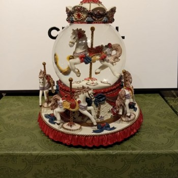 كاورسيل  بلوره حصان سيراميك مضيئه وموسيقى L5382