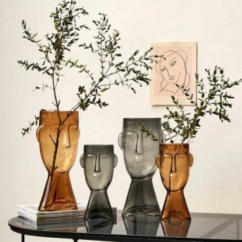 فازه زجاجي شفاف بتصميم وجه متوفر حجمين وللونين- 5568