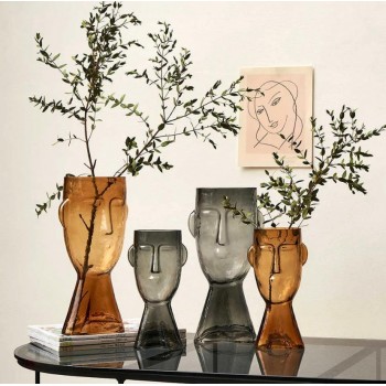 فازه زجاجي شفاف بتصميم وجه متوفر حجمين وللونين- 5568