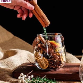 فازه زجاجي شفاف مصنوع  يدويا من الجلد ملائم للمنضده 3536