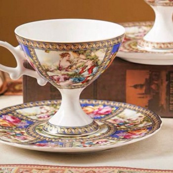 فنجان قهوه وصحن سيراميك بتصميم فكتوريا 7275