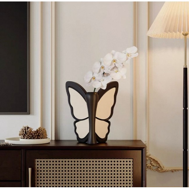 فازه سيراميك بتصميم فراشه مودرن فاخر7284