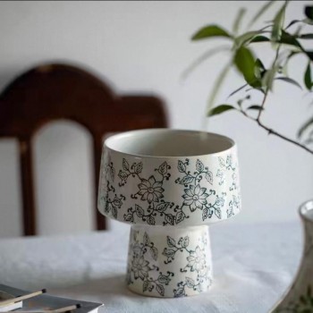 فازه سيراميك مودرن مزخرفه 6957