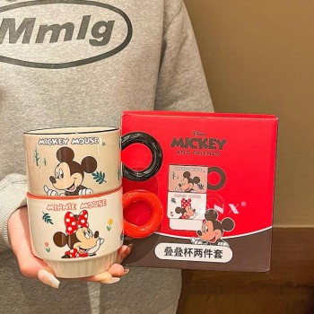 كوب سراميك بتصميم ديزني متوفر للونين 7135 كوب سراميك بتصميم ديزني متوفر للونين 7135