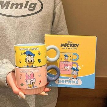 كوب سراميك بتصميم ديزني متوفر للونينL7134 كوب سراميك بتصميم ديزني متوفر للونينL7134