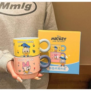 كوب سراميك بتصميم ديزني متوفر للونينL7134 كوب سراميك بتصميم ديزني متوفر للونينL7134