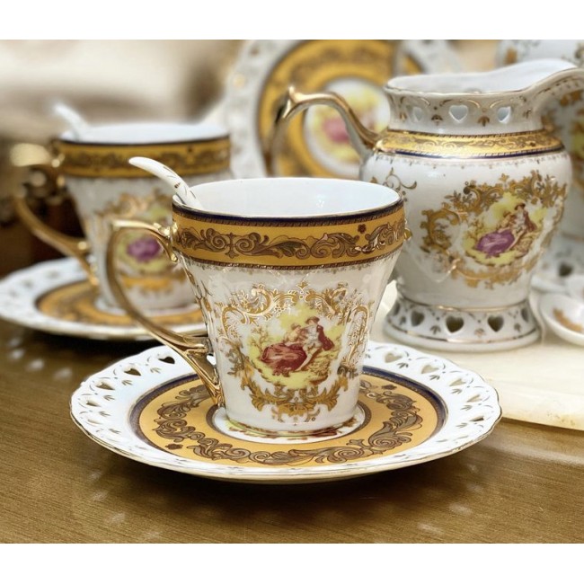 كوب انجليزي كلاسيكي وصحن سيراميك 352141