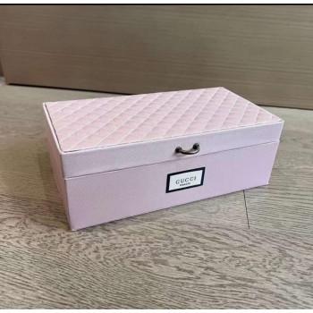 صندوق قوتشي مقسم للمكياج 7396