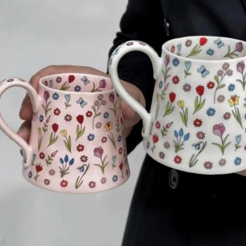 كوب سيراميك بتصميم اوربي متوفر 3 الاوان 7354