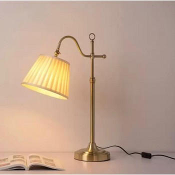 وحدة اضاءه مصنوعه من المعدن بتصميم اوربي كلاسيك 7290