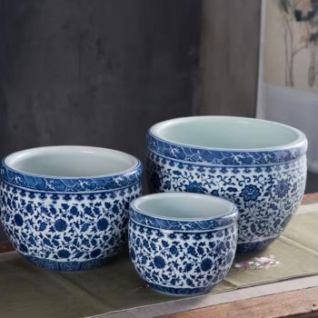 مركن زرع سيراميك بنقوش زرقاء 6973