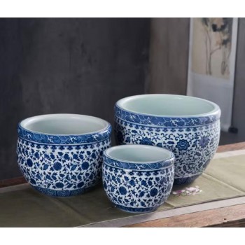 مركن زرع سيراميك بنقوش زرقاء 6973