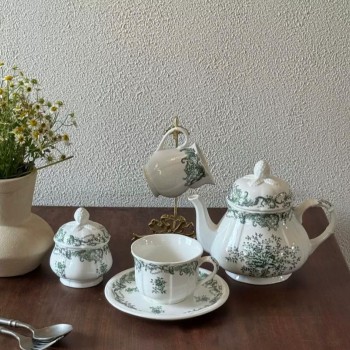 طقم شاي بورسلان نمط فرنسي