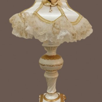 وحدة اضاءه تيبل لامب بتصميم ريفي 7800