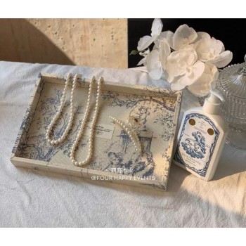 منظم مجوهرات ديور فاخر 7305  مقاس 20cm*30cm