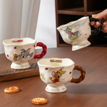 كوب قهوة سيراميك تصميم ديزني متوفر 3 اللوان 7057