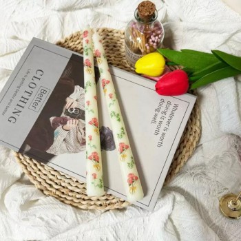 شمعة مطبوعة رمانسيه بتصميم أوربي 2 قطعه 7919