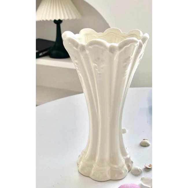 فازة سيراميك بتصميم أروبي 6955