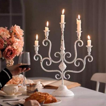 شمعدان معتق أبيض معدن مشغول يدويا بتصميم فرنسي 7882