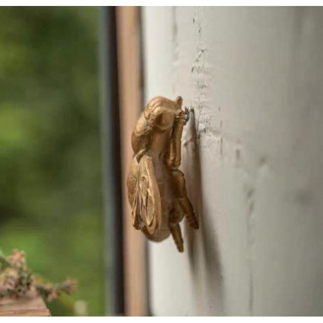 تحفة نحله جداري انيقه 8077