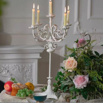 شمعدان معدن أبيض أنيق شابي شيك 7828