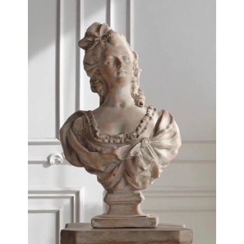 تحفه بنت على الطراز الاوربي فكتوريا 7558 بارتفاع 64cm