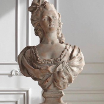 تحفه بنت على الطراز الاوربي فكتوريا 7558 بارتفاع 64cm