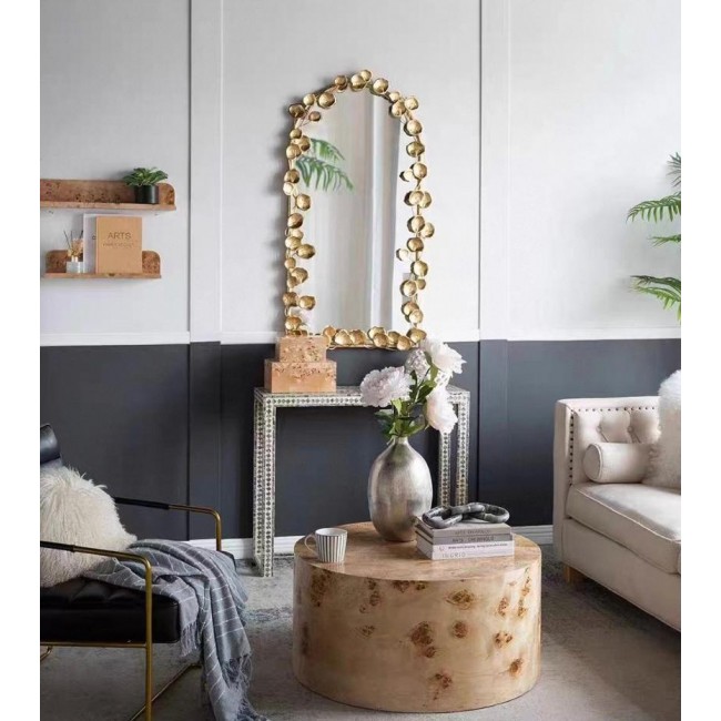 مرايا جداري بإطار ذهبي بتصميم الورد مثالي لديكور المنزل 7715