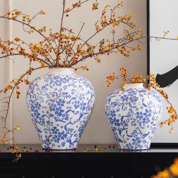 فازة سيراميك بنقوش الورد بتصميم ريفي أوربي متوفر الحجمين 7526