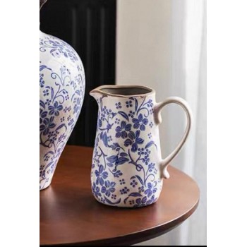 فازة أبريق فنتيج بنقوش الورد7530 فازة أبريق فنتيج بنقوش الورد7530