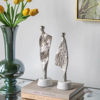 تحفة معدن بتصميم فن أبداعي بقاعده رخاميه مثالي لديكور المنزل متوفر الحجمين 7486