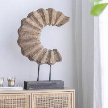 تحفة خشب متعرج بنصف دائره بقاعده خشبيه بتصميم عصري 7577