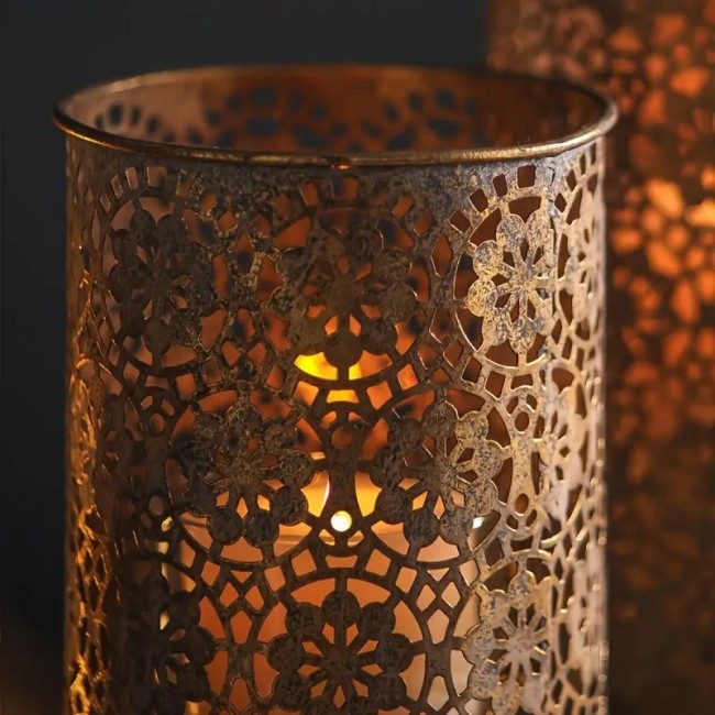 شمعدان ديكور معدن معتق متوفر الحجمين 8097