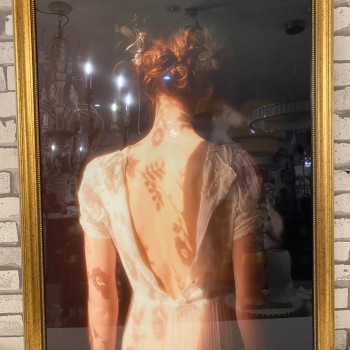 لوحه جداريه كالنفس باطار خشبي ذهبي 7804-1