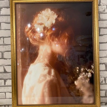 لوحه جداريه كالنفس باطار خشبي ذهبي7803