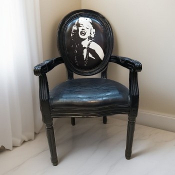 كرسي جلد اسود بذراعين كرسي جلد اسود بذراعين