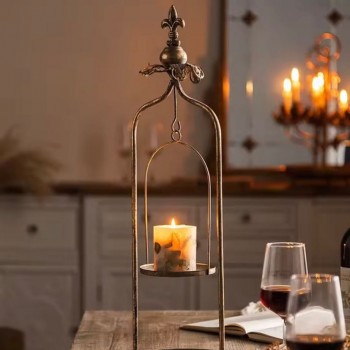 شمعدان حامل شمع معدن معتق بتصميم  اوربي كلاسيك -L5689