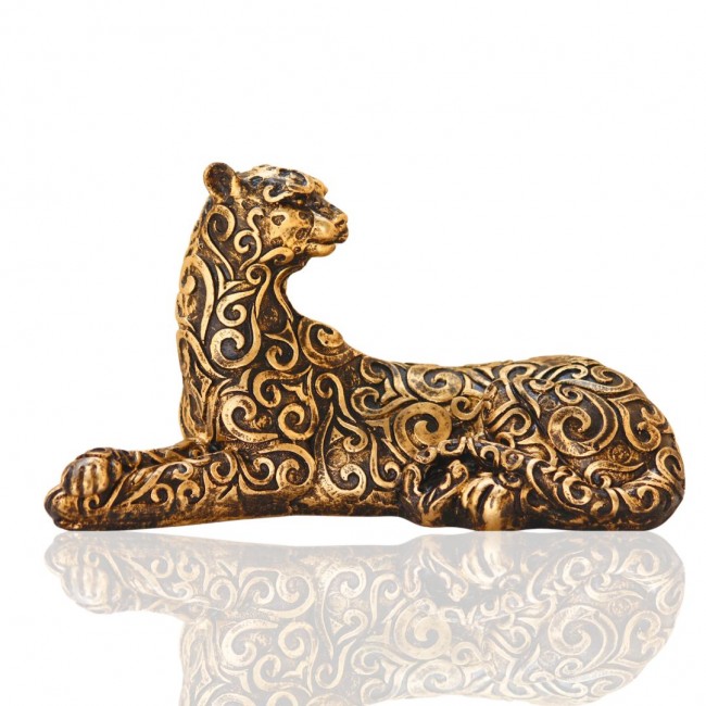 تحفه نمر من الراتنج بزخارف جميله -L6151