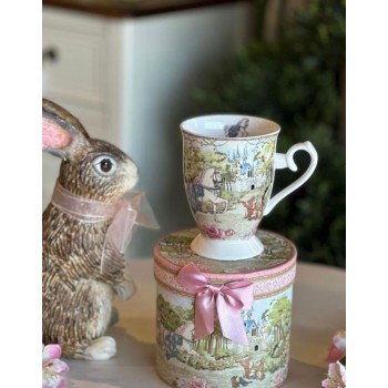 كوب سراميك بتصميم فكتوريا مع علبه هديه انيقه -L5879