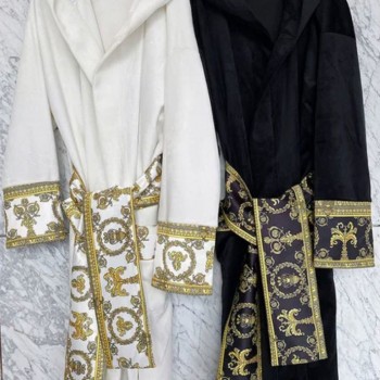 روب نوم  بغطاء الرس فاخر مزين بطباعه الرقميه من القطن الخالص 3352