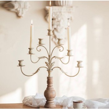 شمعدان حامل الشموع معدنيه انيقه بقاعده خشبيه L3123 شمعدان حامل الشموع معدنيه انيقه بقاعده خشبيه L3123