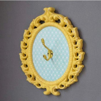 برواز خشبي كلاسيكي جداري بتعليق معدني L3133