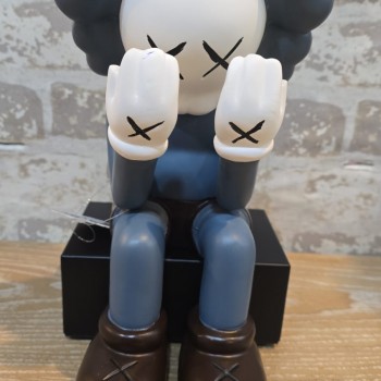 تحفه فن ابداعي معبر عن الحزن راتنج -L5536