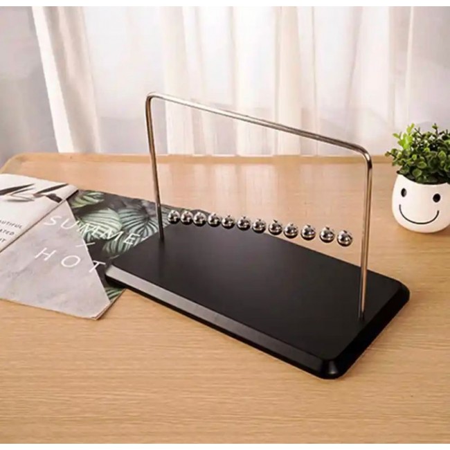 تحفه البندول معدني بقاعد خشبيه ملائم سطح المكتب -L5582