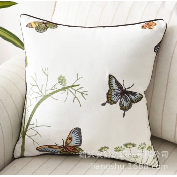 مخده قماشيه مطرزه بتصميم  فرشات ملائم لغرفة المعيشه -L5185